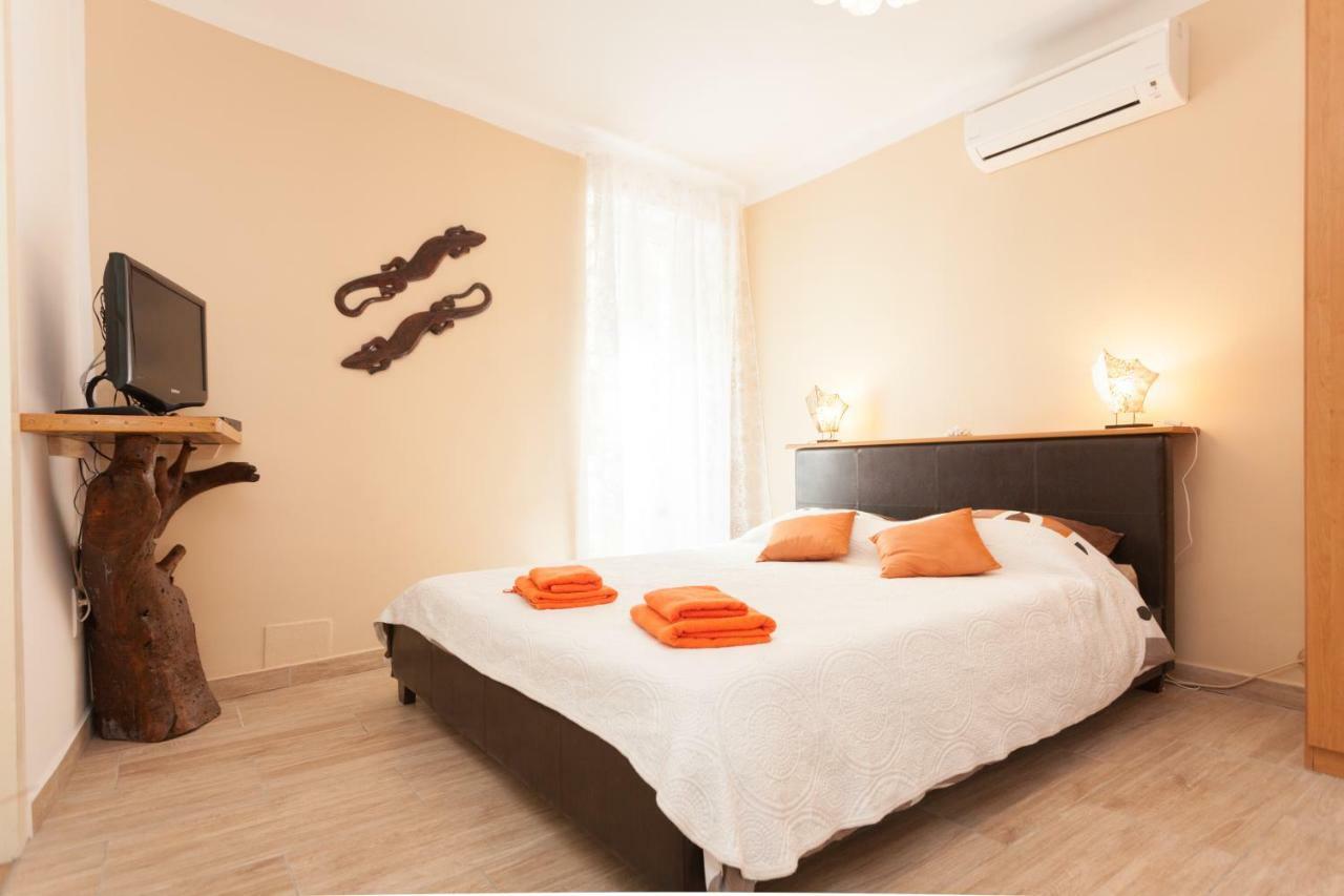In The Center Apartament